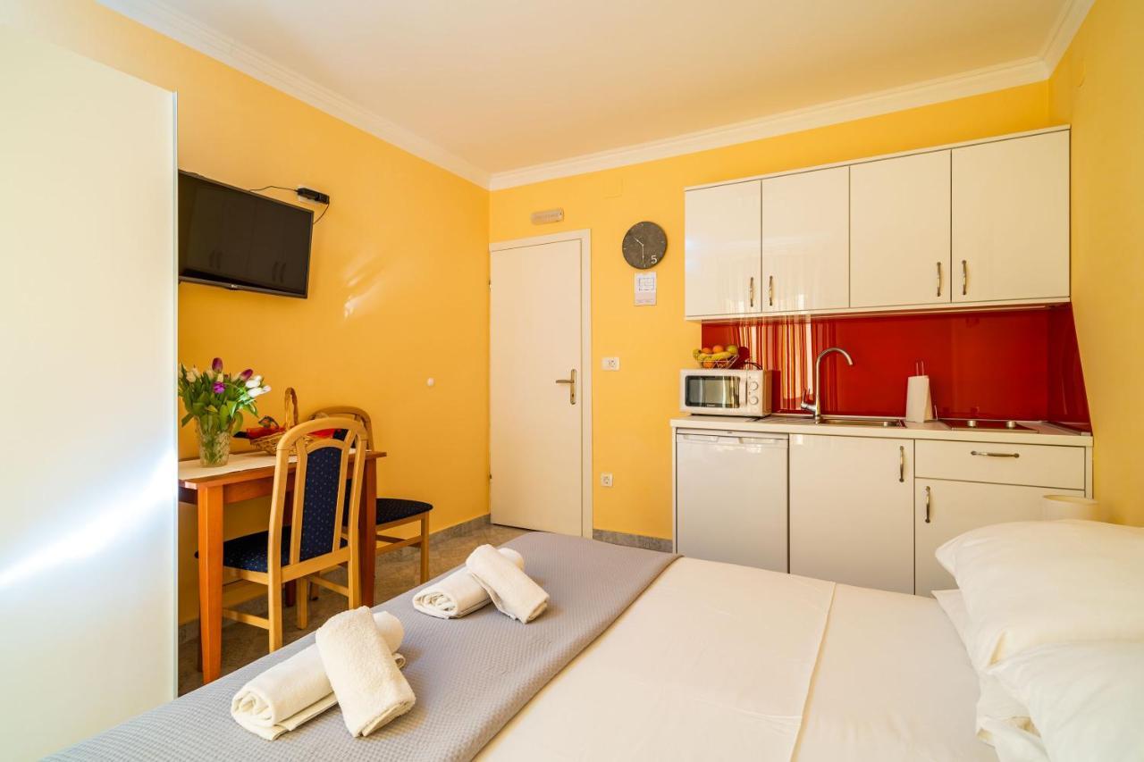 Apartmani Niki Zvekovica Cavtat Buitenkant foto