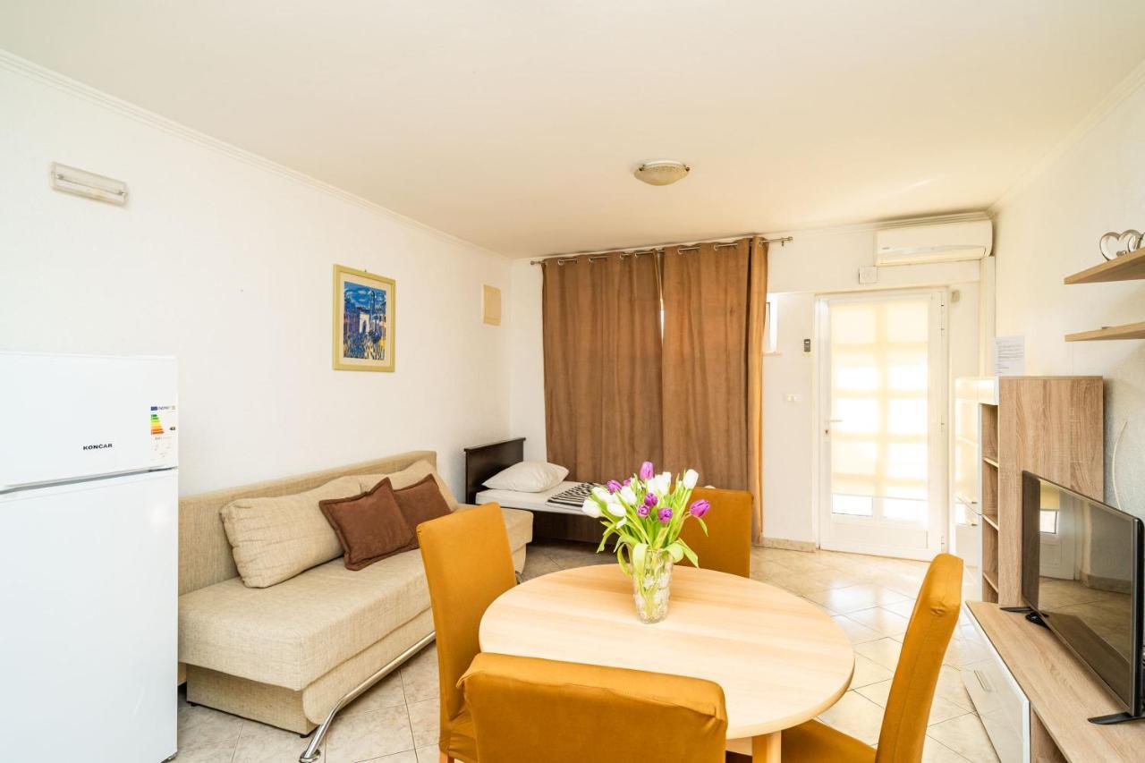 Apartmani Niki Zvekovica Cavtat Buitenkant foto